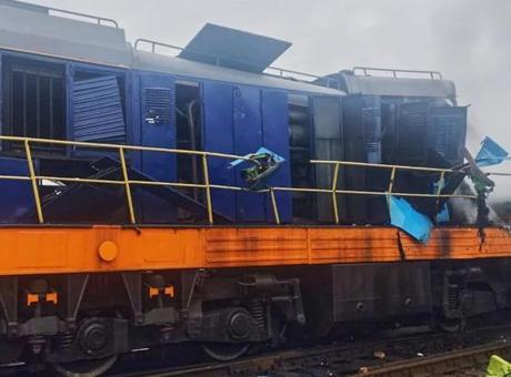 SON DAKİKA HABERLER: Ölümden kıl payı kurtuldu! Eski başbakanın treni ayrıldı, dakikalar sonra saldırı geldi