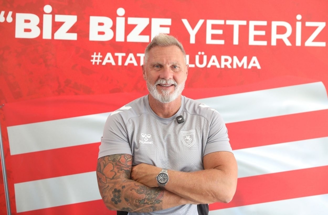 Thorsten Fink takımına güveniyor